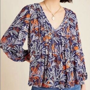 Anthropologie Maeve Cathy V-neck Pleated Tropical Bird Blouse Top Size M